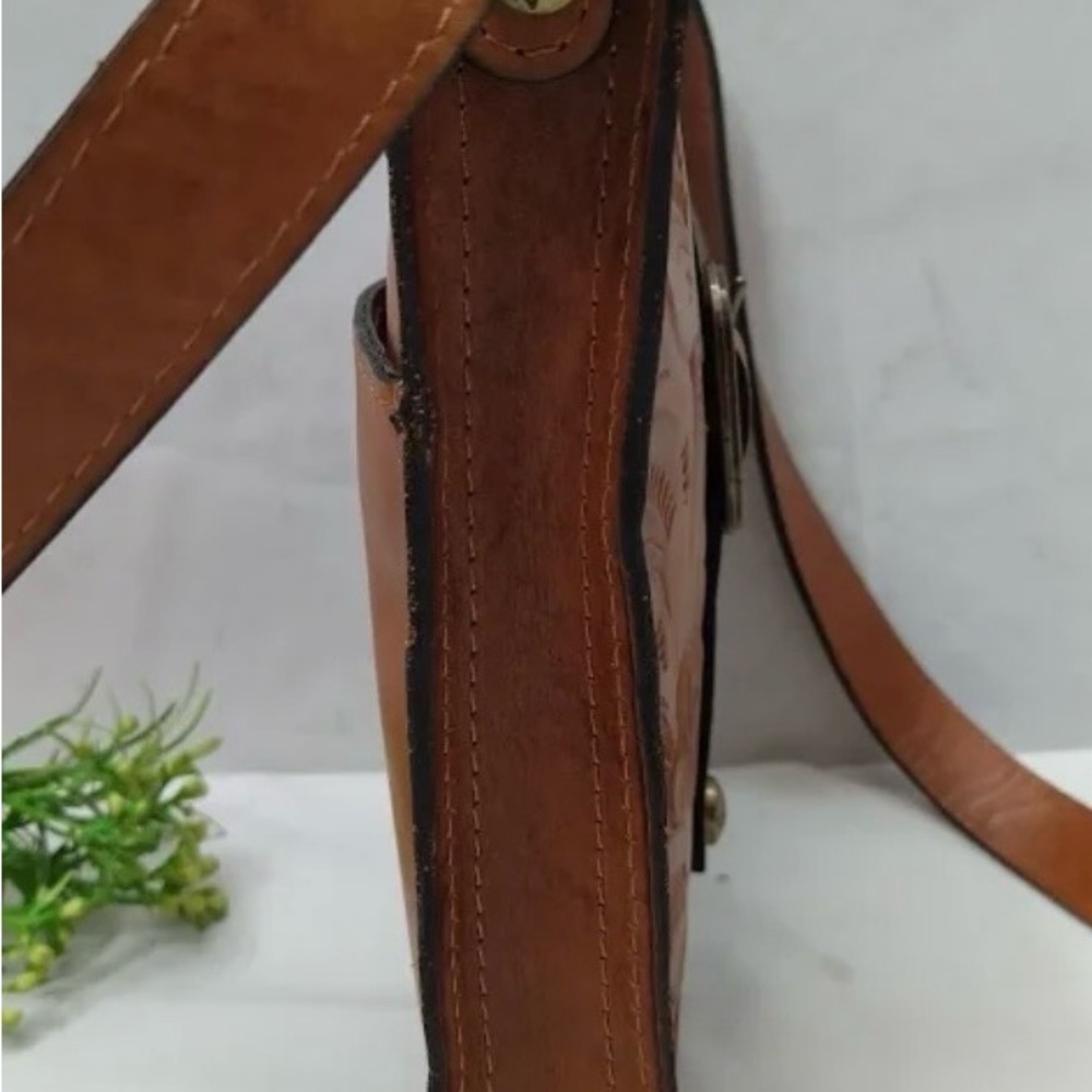 Brighton Tan Embossed Crossbody Bag - Picture 6 of 6